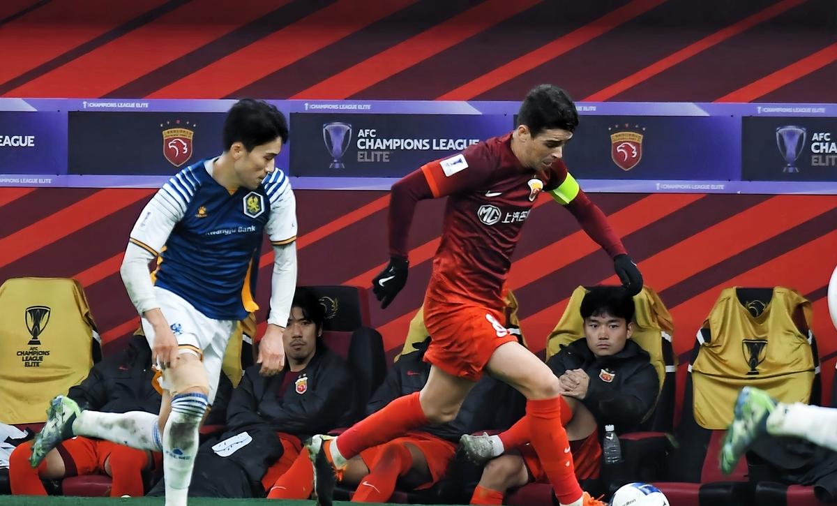 爱游戏网站-凭借一波上海海港，亚冠成功团战，现场观众齐声高喊的简单介绍