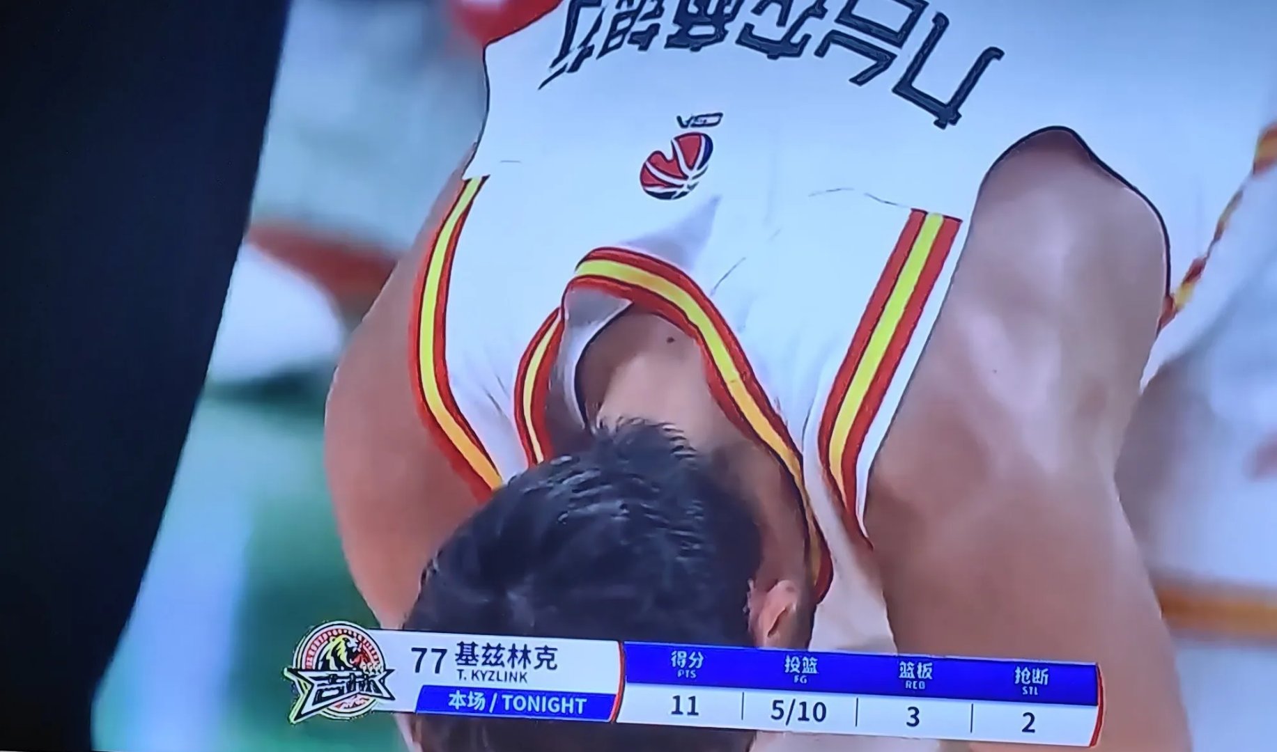 爱游戏视频-吉林队成为本场最大亮点，全国篮球锦标赛瞬间破防，弹幕刷屏的简单介绍