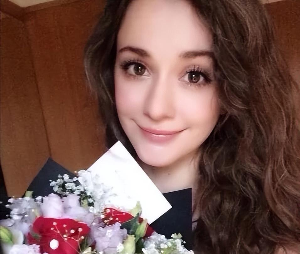 爱游戏网页版登录入口-乌克兰女子体操选手斩获两枚金牌