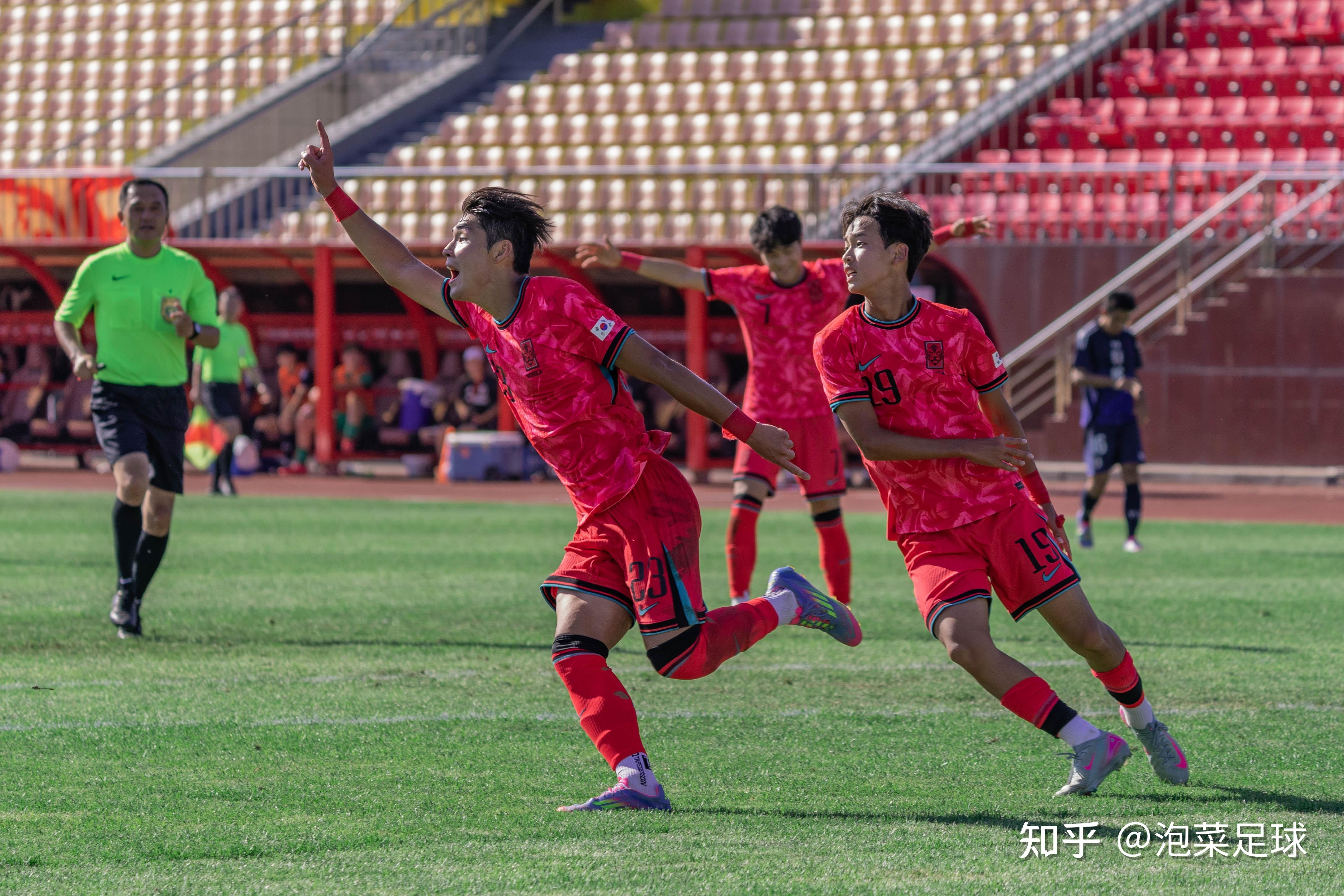 爱游戏馆-首尔足球队击败对手晋级半决赛