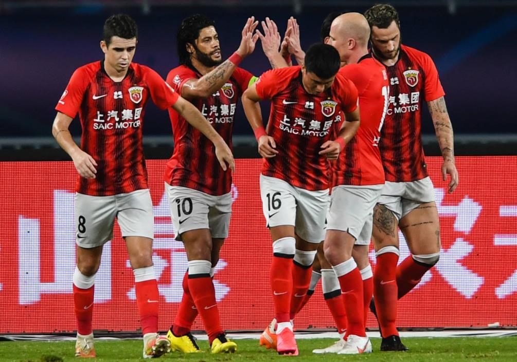 爱游戏官方登录入口-鲁能主场战上港，实力对比谁更强