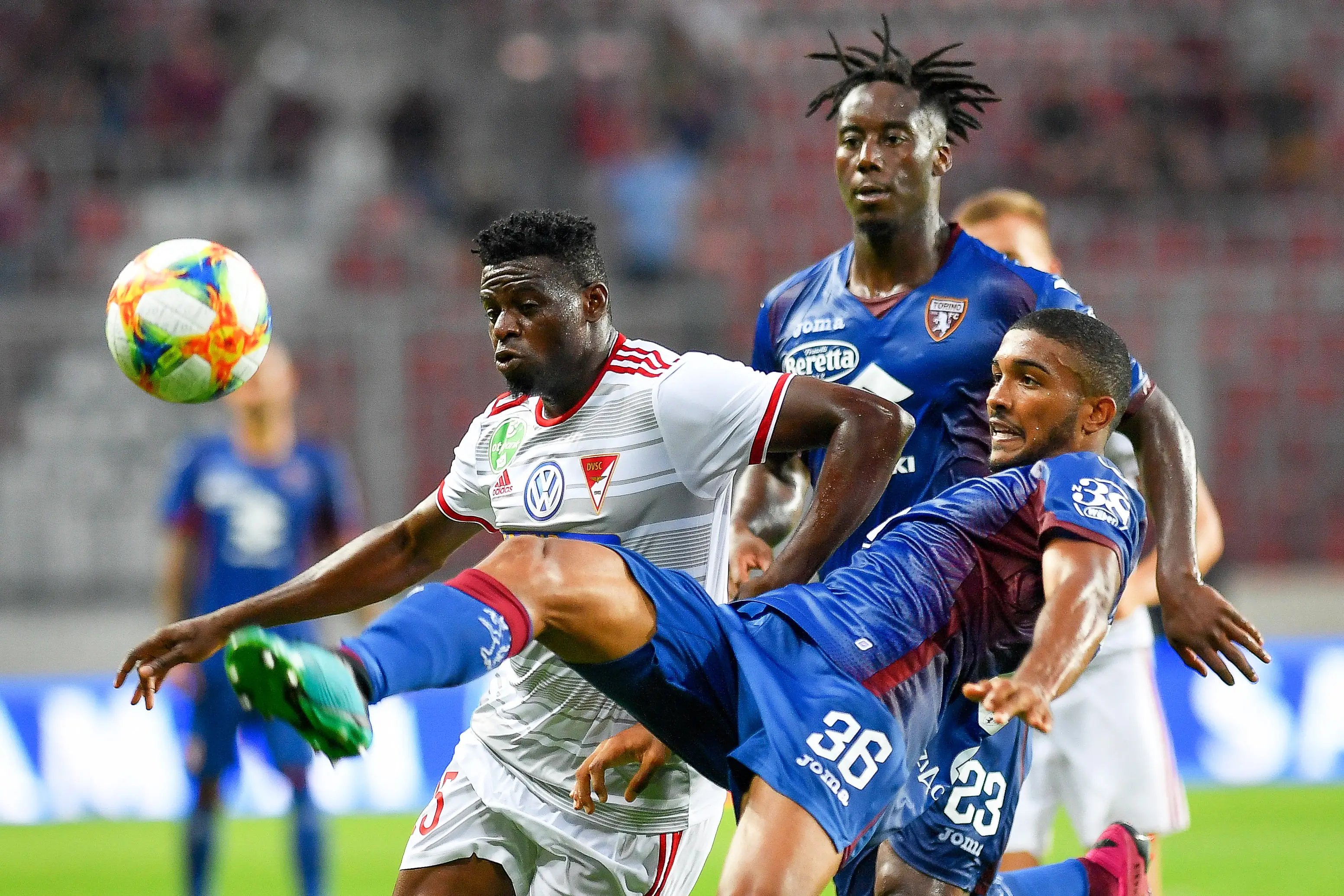 爱游戏登录入口-关于意甲联赛风云再起，竞争日益激烈的信息