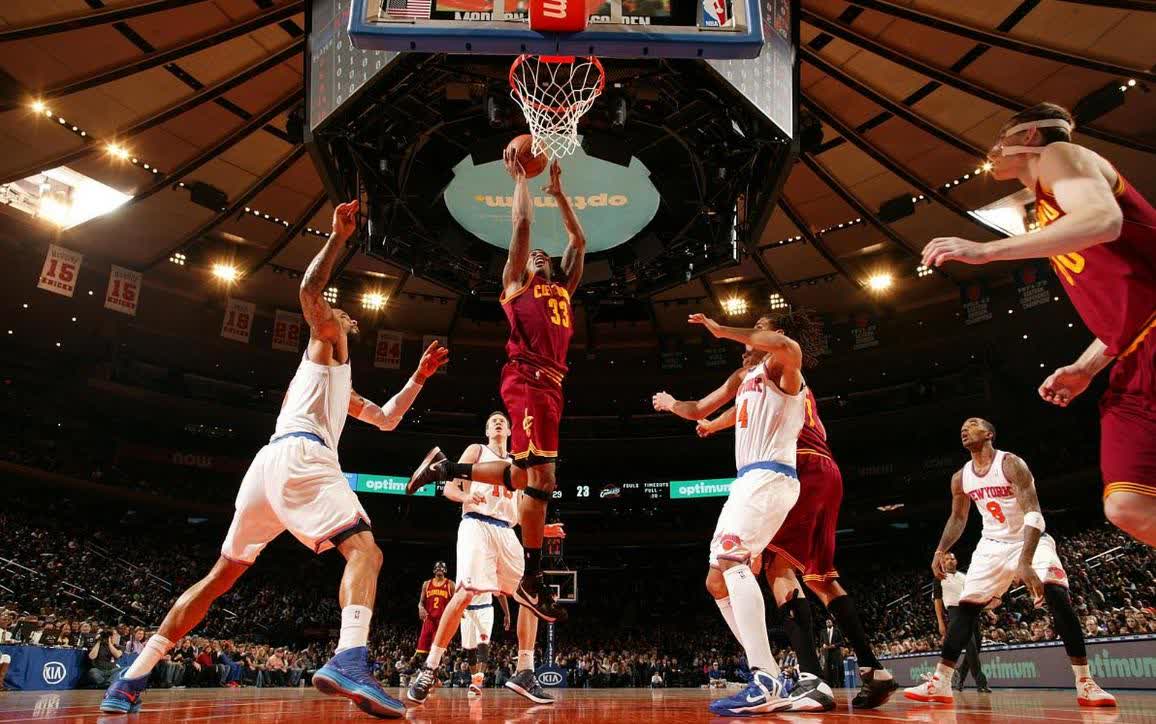 爱游戏app下载地址-关于球员集体奋力一搏，铁血精神赢球的信息