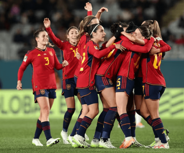 爱游戏app下载地址-马耳他队力克对手，锁定四强席位