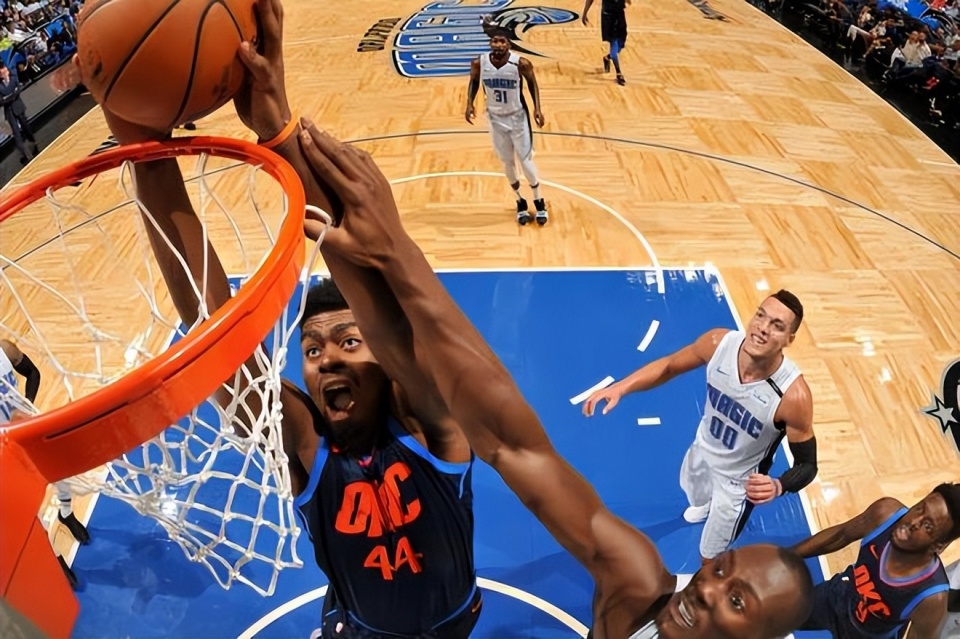 爱游戏平台-运动员状态回勇，为球队带来连胜